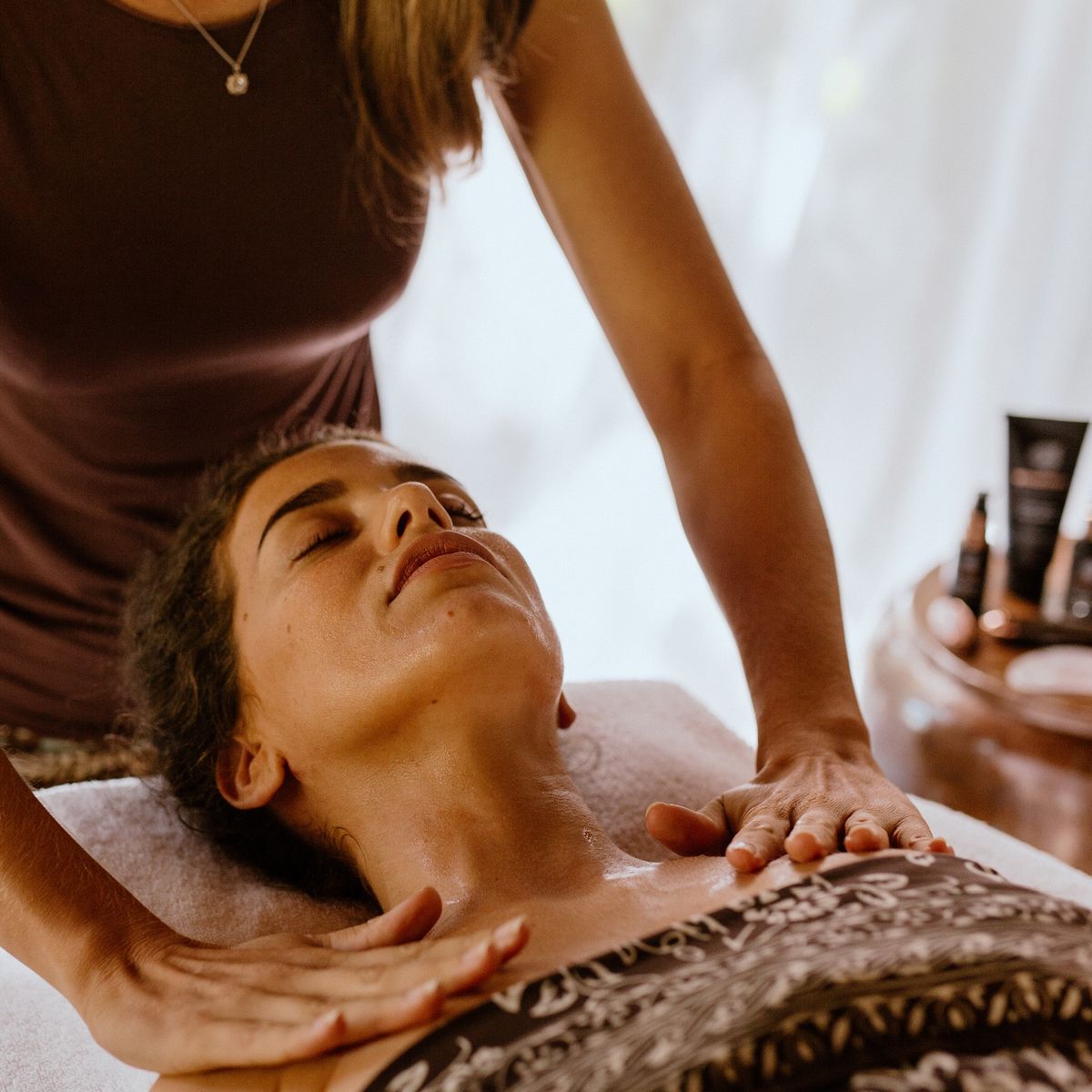 Holistic Massage - Healing Power of Touch